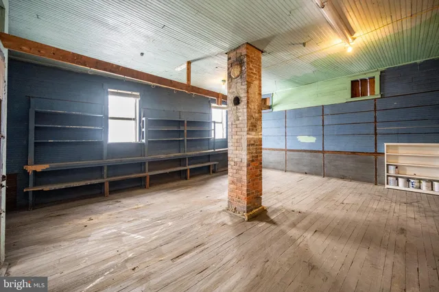 $289,000 | 82 Railroad Street, Grantsville, MD 21536