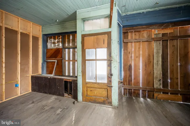 $289,000 | 82 Railroad Street, Grantsville, MD 21536