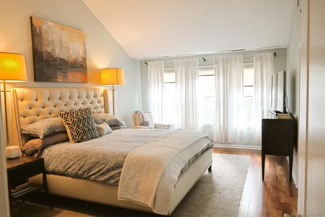 $570,000 | 10 Sampson Terrace, Unit 10, Danbury, CT 06810