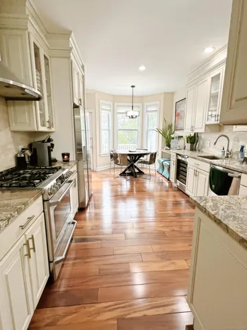 $570,000 | 10 Sampson Terrace, Unit 10, Danbury, CT 06810