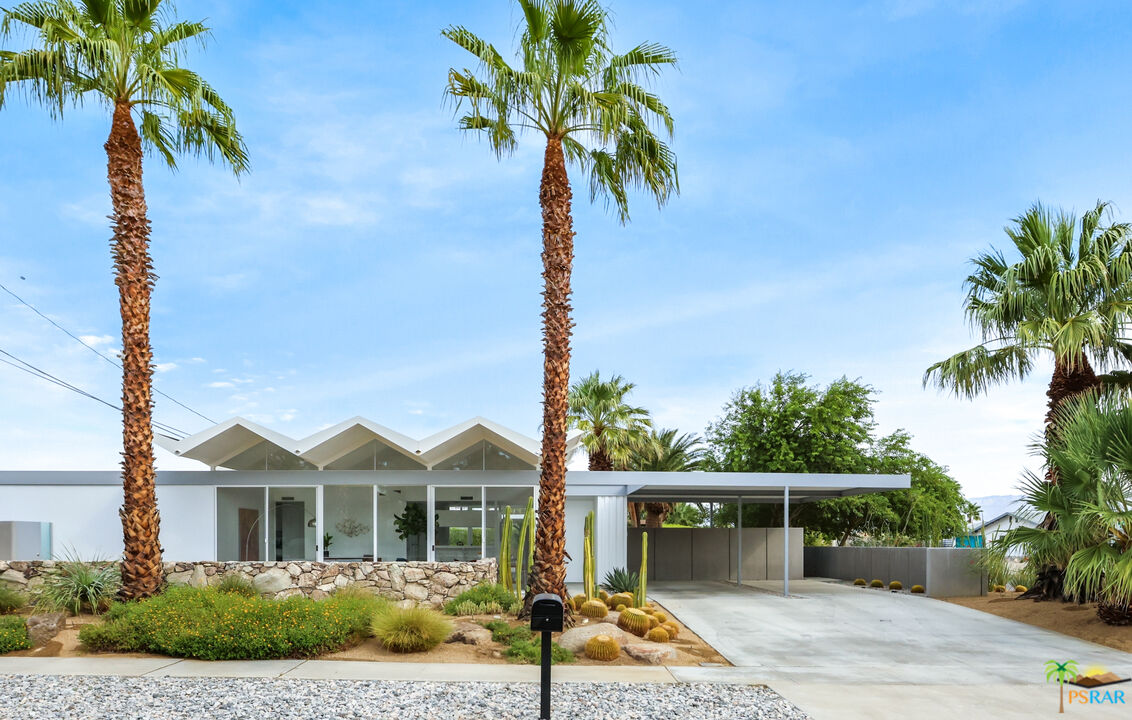 290 East Simms Road Palm Springs, CA 92262 - Photo 12 of 37 a front view of a house with a porch