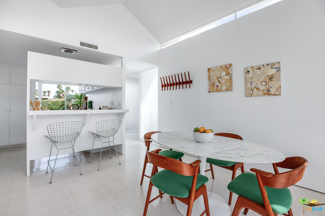 290 East Simms Road Palm Springs, CA 92262 - Photo 23 of 37 a dining room with furniture and window