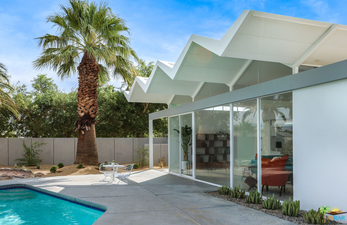 290 East Simms Road Palm Springs, CA 92262 - Photo 35 of 37 a backyard of a house with seating space