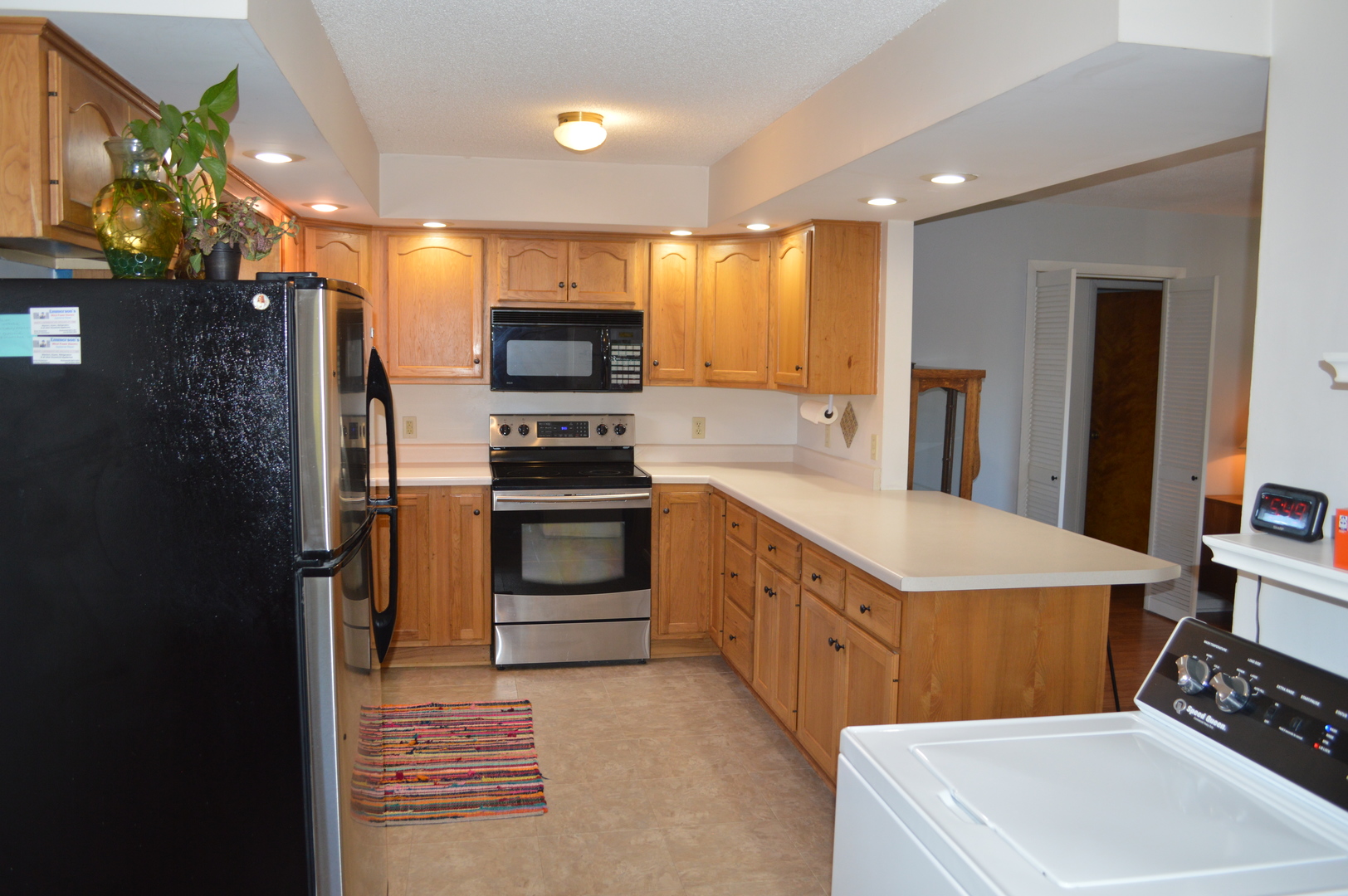 523 North Knox Street Princeton, IL 61356 - Photo 7 of 22 a kitchen with a sink appliances and cabinets