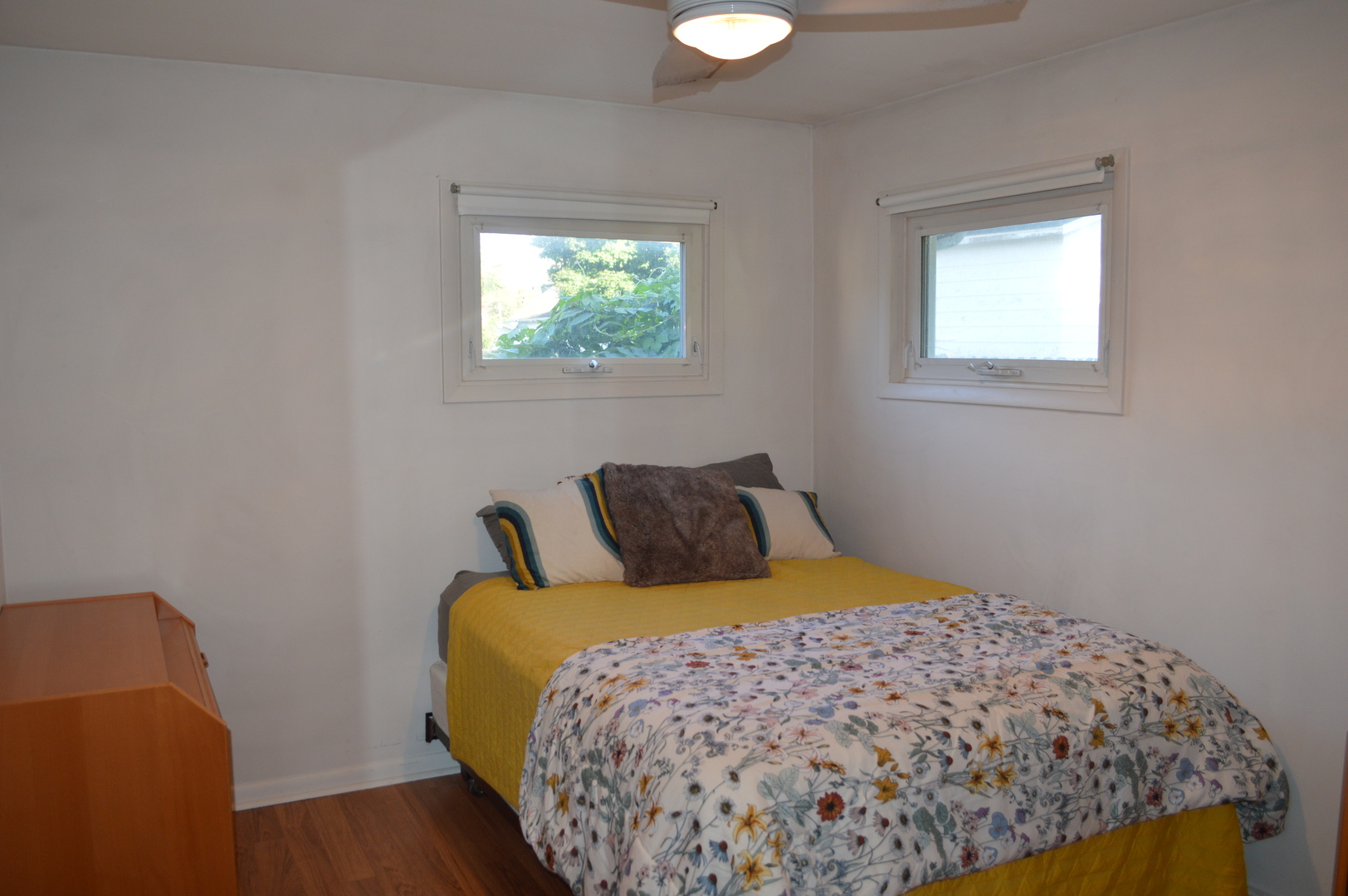 523 North Knox Street Princeton, IL 61356 - Photo 10 of 22 a bedroom with a bed and wooden floor