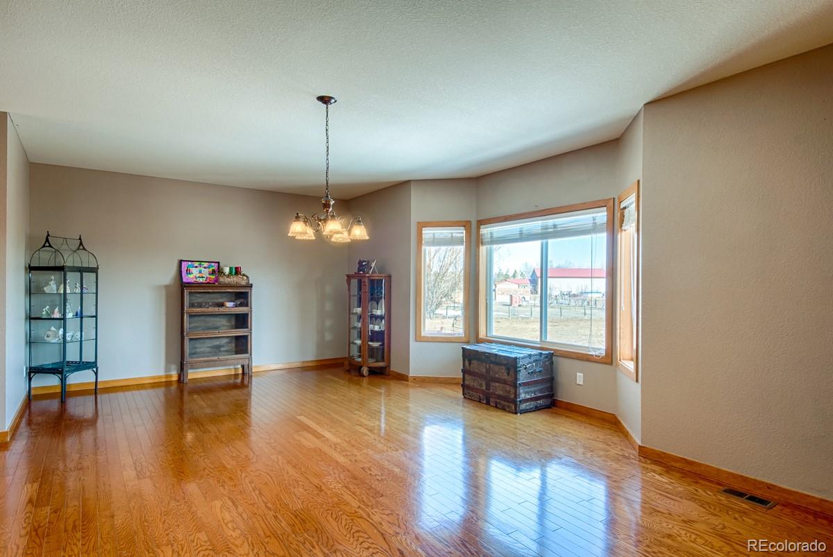 106 Hunter's Cove Road Mead, CO 80542 - Photo 13 of 35 Gallery Image 13