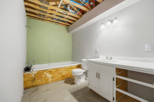 $385,000 | 531 Chain Drive, Appleton, WI 54915