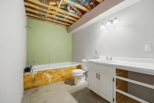 $385,000 | 531 Chain Drive, Appleton, WI 54915