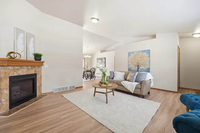 $385,000 | 531 Chain Drive, Appleton, WI 54915