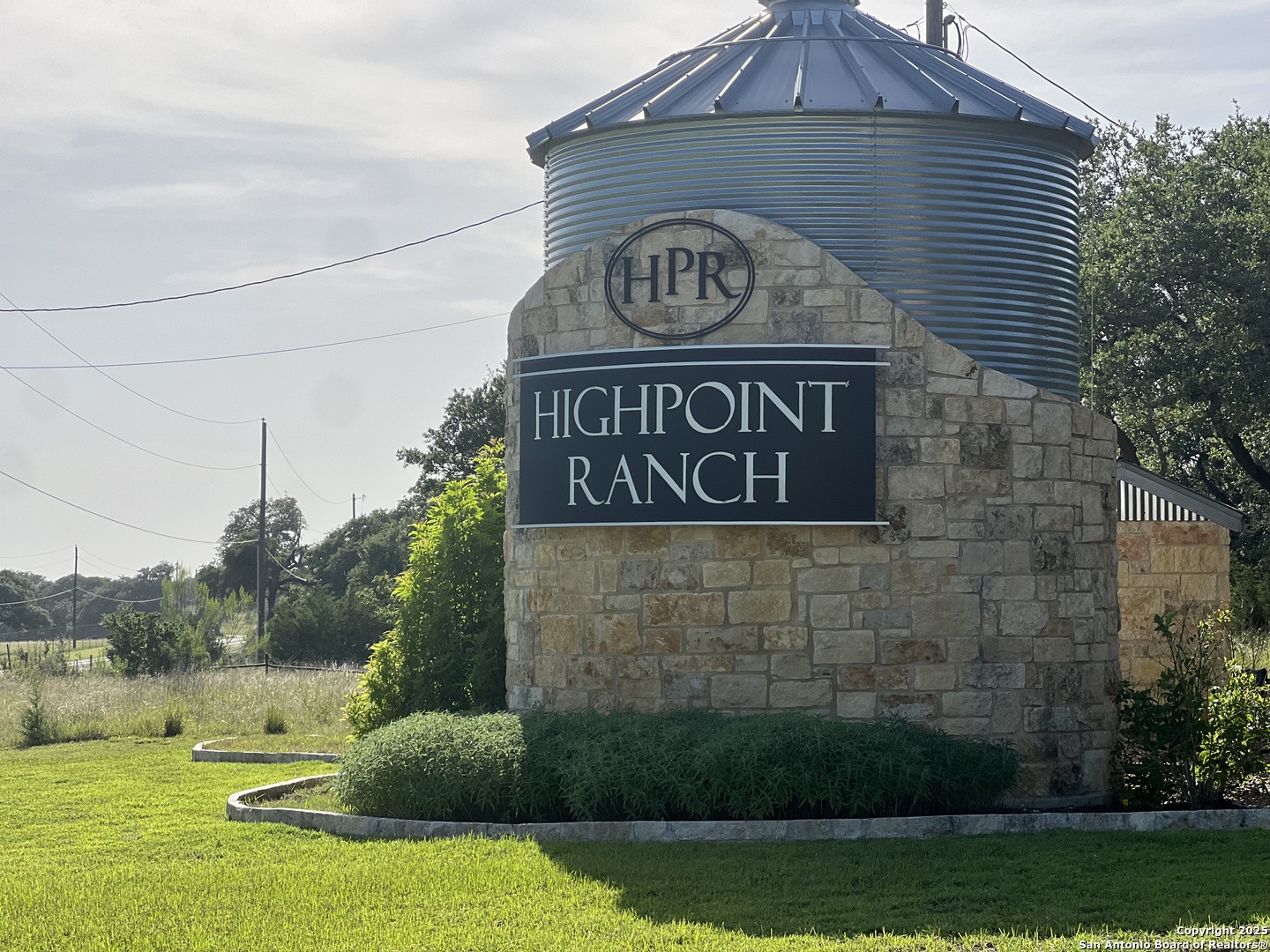 118 Coleman Boerne, TX 78006 - Photo 5 of 20 a view of a street sign