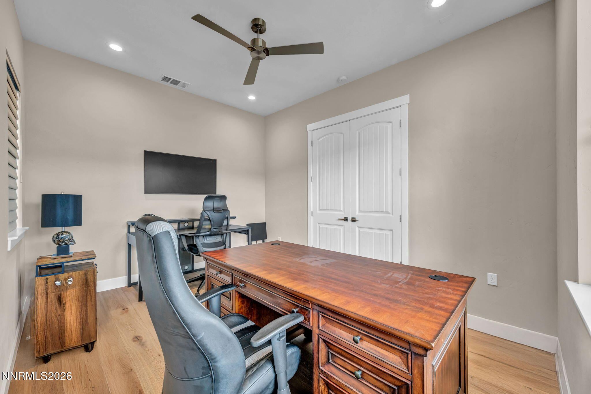 6103 South Pleasant Oak Trail Reno, NV 89511 - Photo 37 of 52 42-web-or-mls-6103-s-pleasant-oak-trail