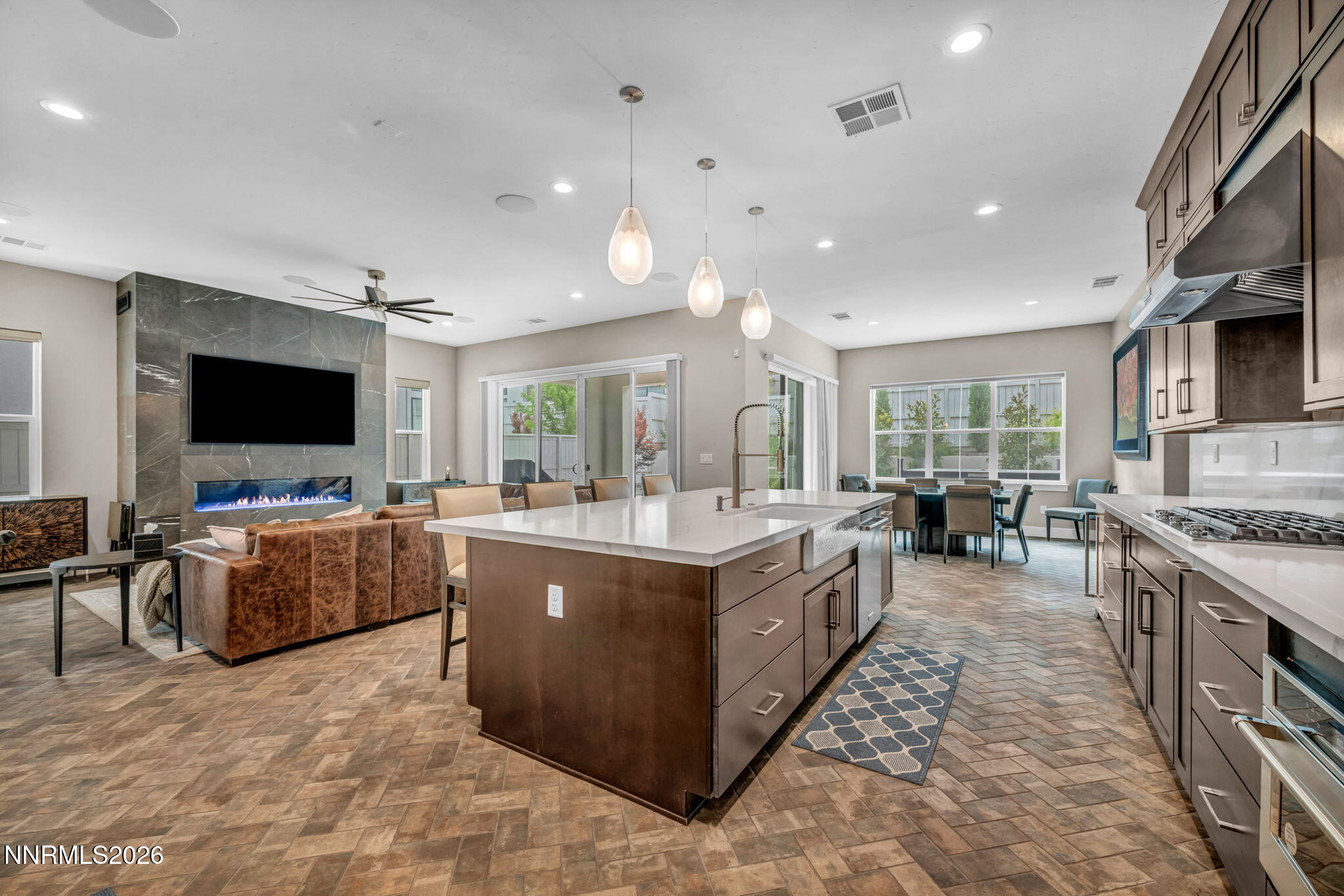 6103 South Pleasant Oak Trail Reno, NV 89511 - Photo 9 of 52 73-web-or-mls-6103-s-pleasant-oak-trail