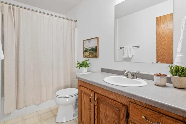 $315,000 | 1016 West Ridge Court, New Richmond, WI 54017