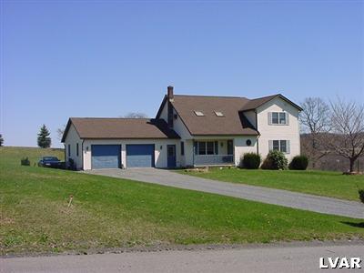 2008 Valley Road Tamaqua, PA 18252 - Photo 1 of 12 Gallery Image 1