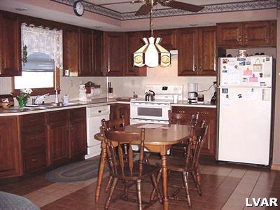 2008 Valley Road Tamaqua, PA 18252 - Photo 2 of 12 Gallery Image 2
