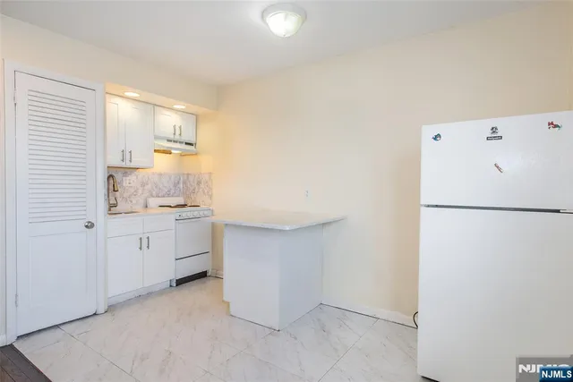 $1,450 | 601 Fairview Avenue, Fairview, NJ 07022