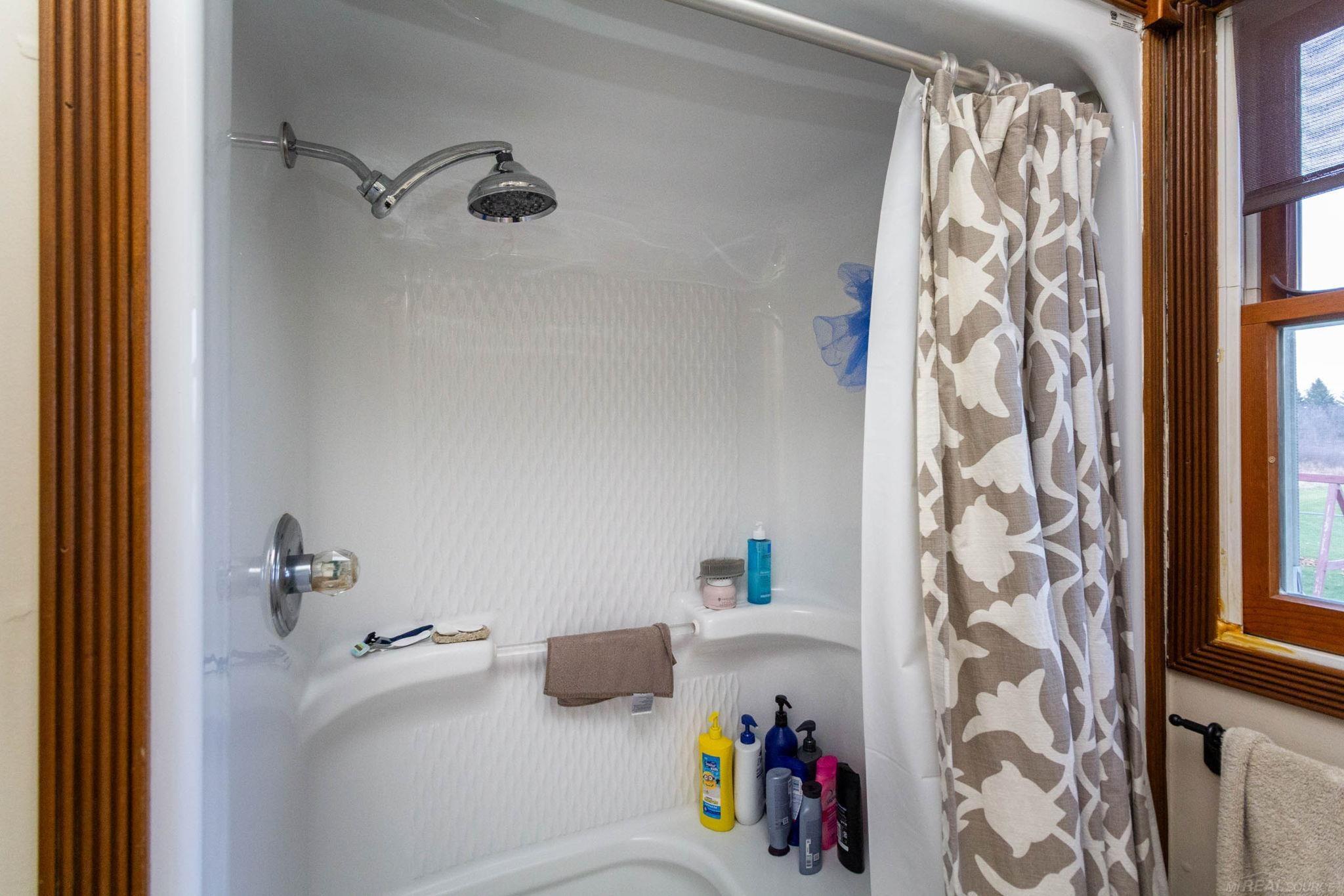575 Stoddard Road Columbus, MI 48063 - Photo 20 of 49 50195859-8bf3510f-c7e8-42be-9ea2-c0587c27a1e3.JPG