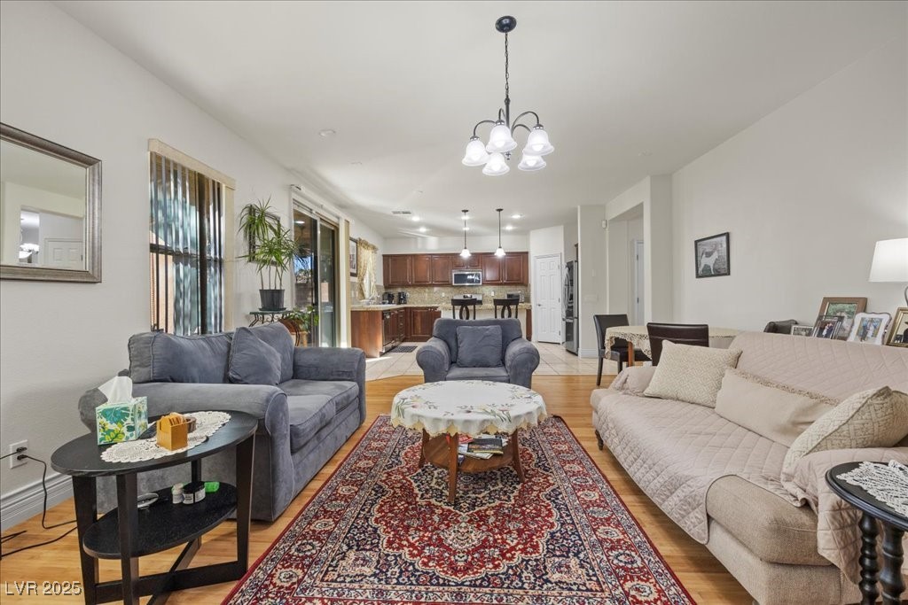 399 Blue Tee Court Las Vegas, NV 89148 - Photo 9 of 33