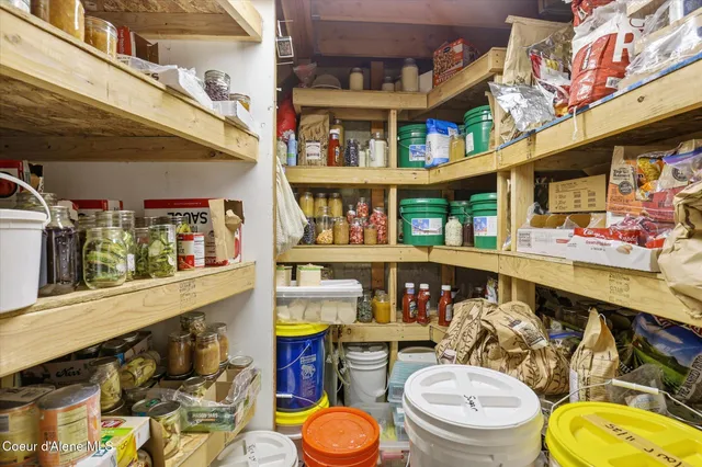 $795,000 | 2455 West Seasons Road, Athol, ID 83801