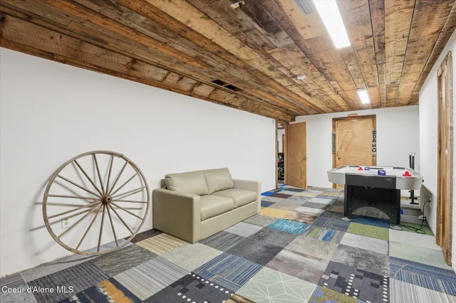 $795,000 | 2455 West Seasons Road, Athol, ID 83801