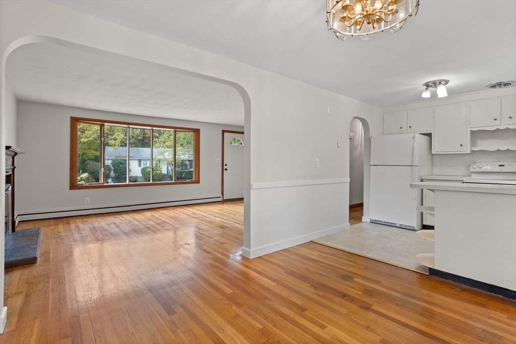 8 Edsel Road Littleton, MA 01460 - Photo 13 of 36 Gallery Image 13