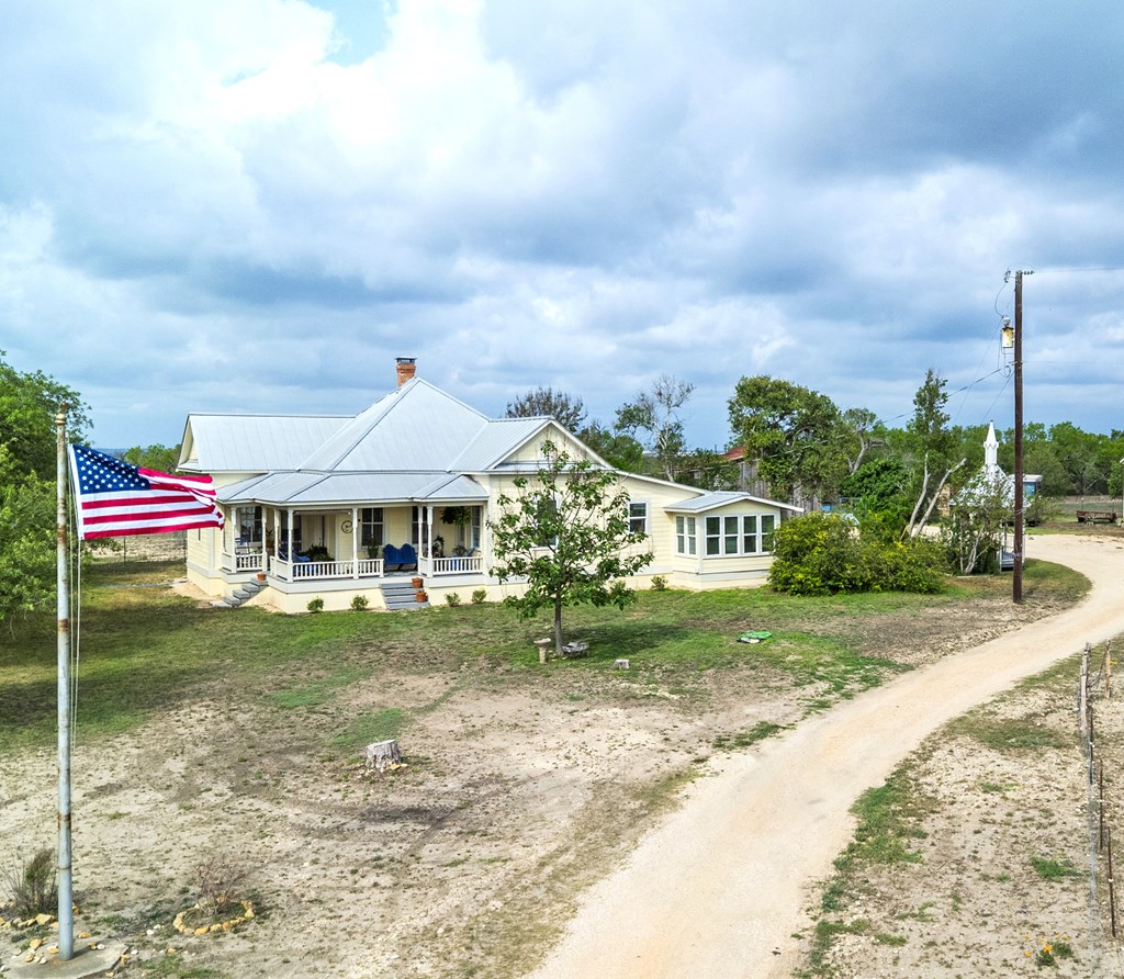 4515 Stapper Road St. Hedwig, TX 78152 - Photo 5 of 66