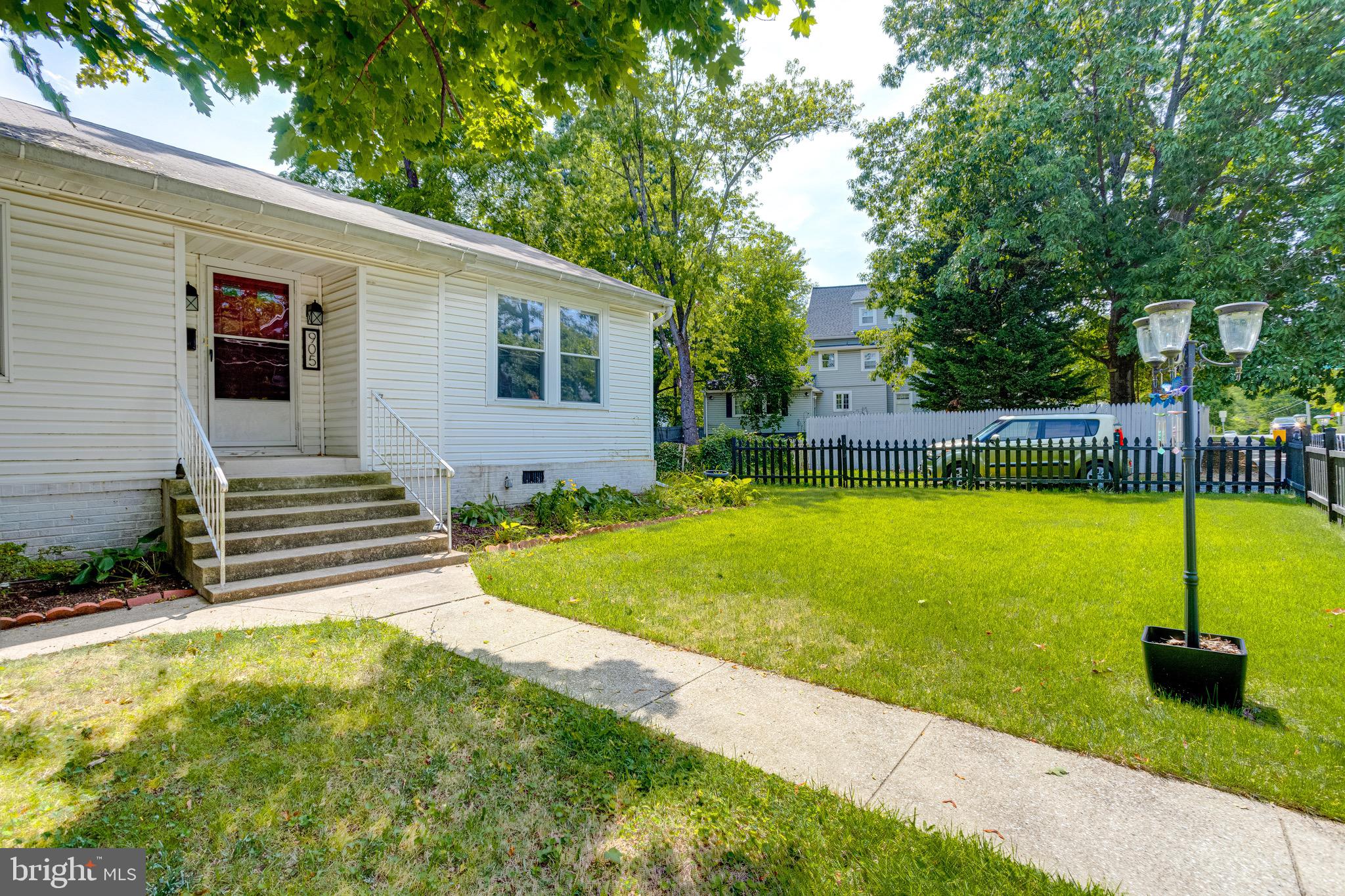 905 Regester Avenue Baltimore, MD 21239 - Photo 40 of 43