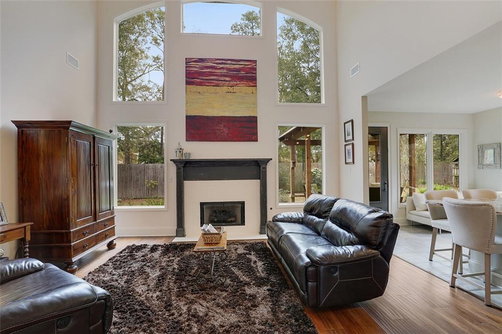 691 Rue Orleans Mandeville, LA 70471 - Photo 3 of 19 Gallery Image 3