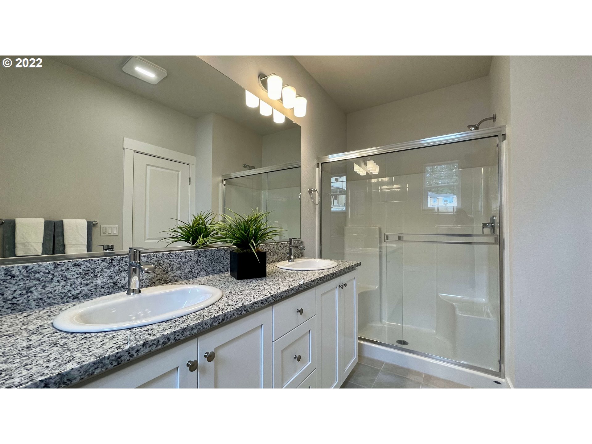 16722 Southwest Darwin Loop Tigard, OR 97223 - Photo 25 of 32 Gallery Image 25