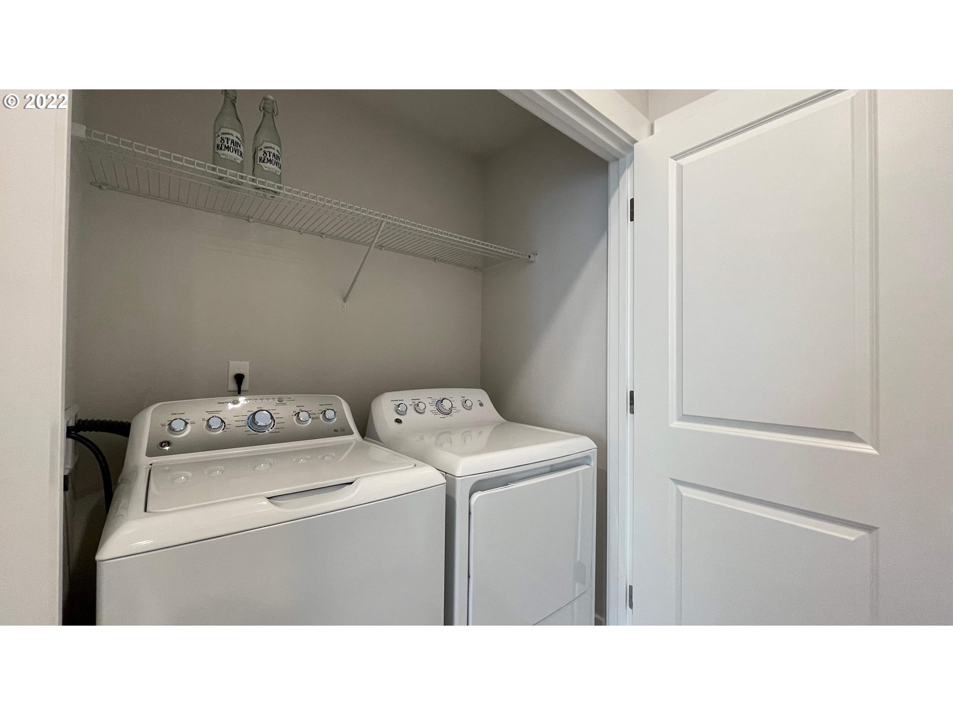 16722 Southwest Darwin Loop Tigard, OR 97223 - Photo 28 of 32 Gallery Image 28