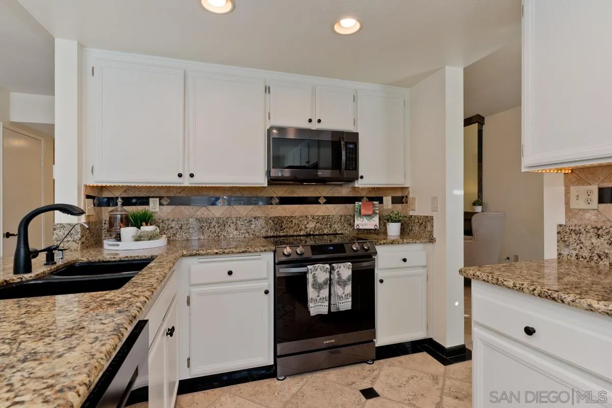 12636 Spindletop Road San Diego, CA 92129 - Photo 13 of 30 Gallery Image 13