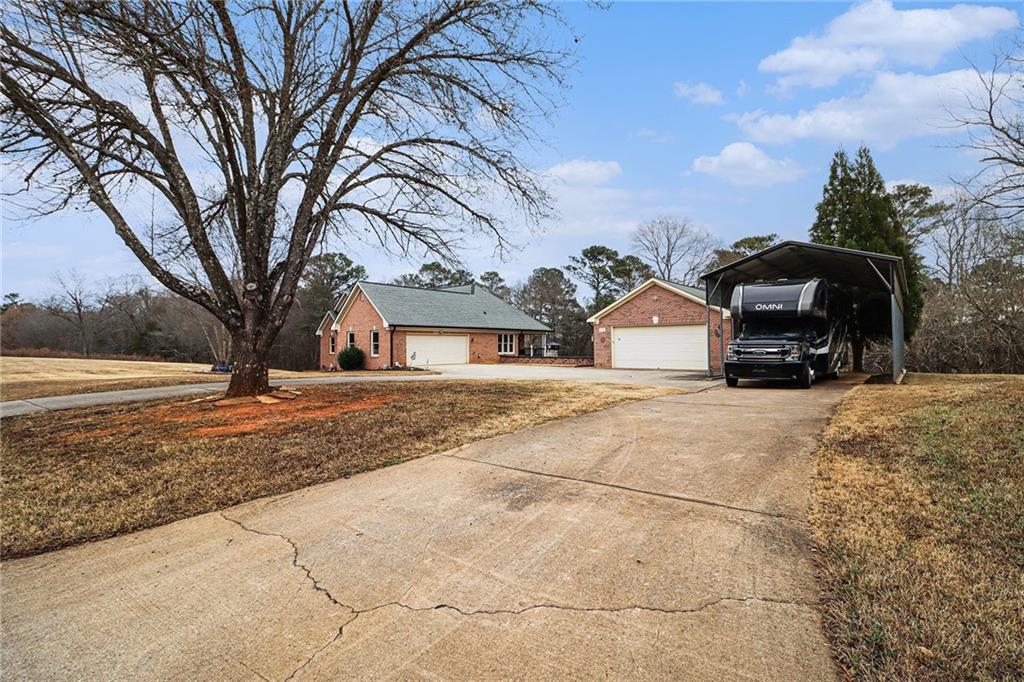 2820 Mt Zion Road Oxford, GA 30054 - Photo 2 of 54