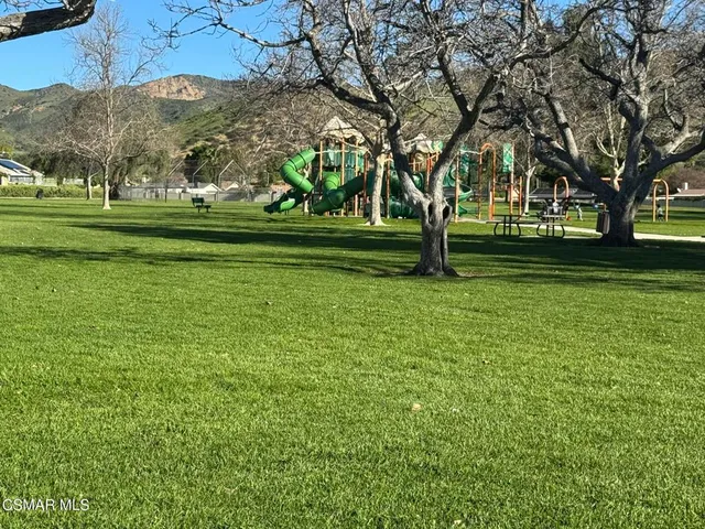 $2,400 | 2030 Avenida Placida, Unit 4, Simi Valley, CA 93063