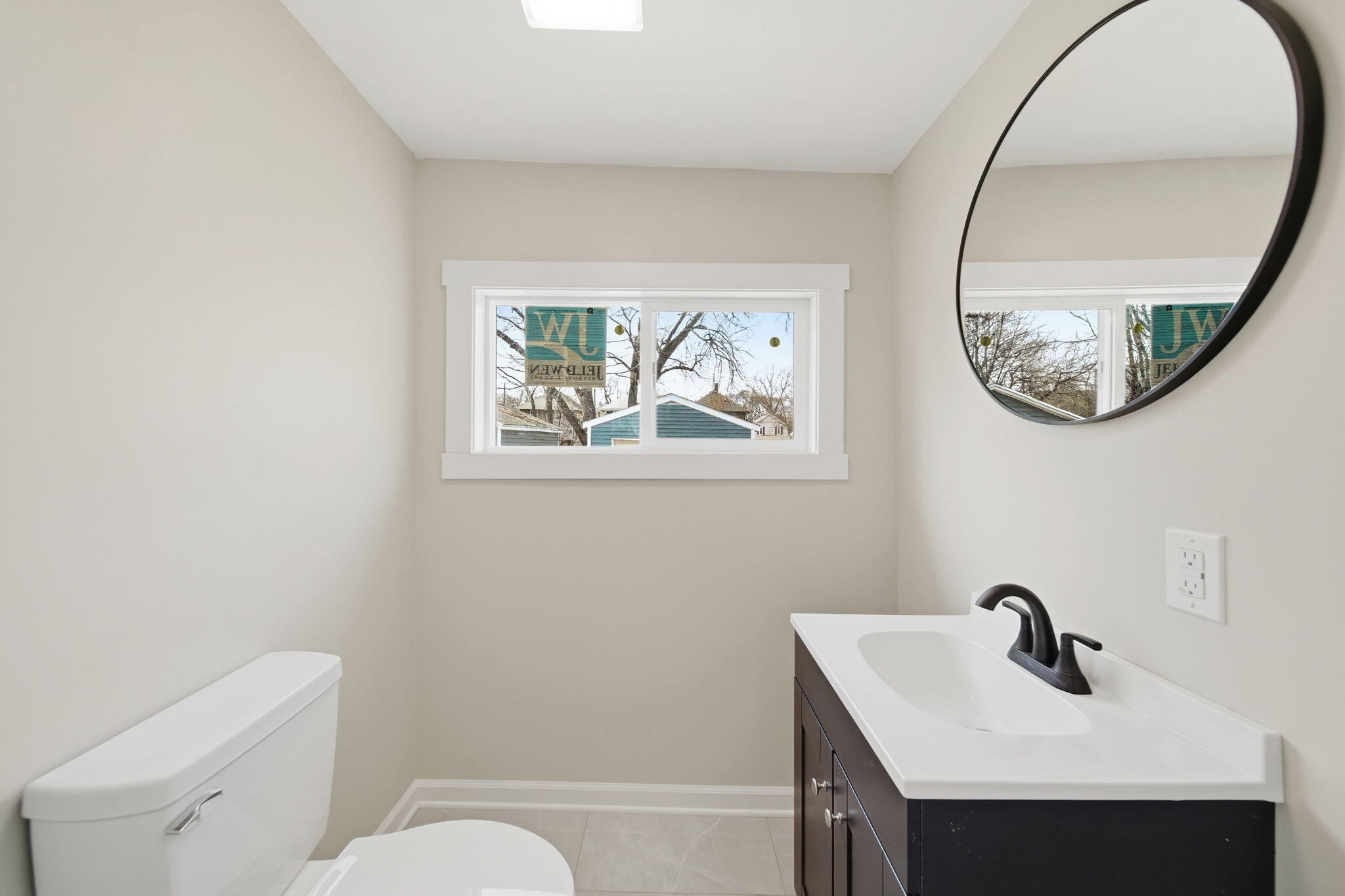 316 Carr Street Jackson, MI 49201 - Photo 13 of 33 half bath