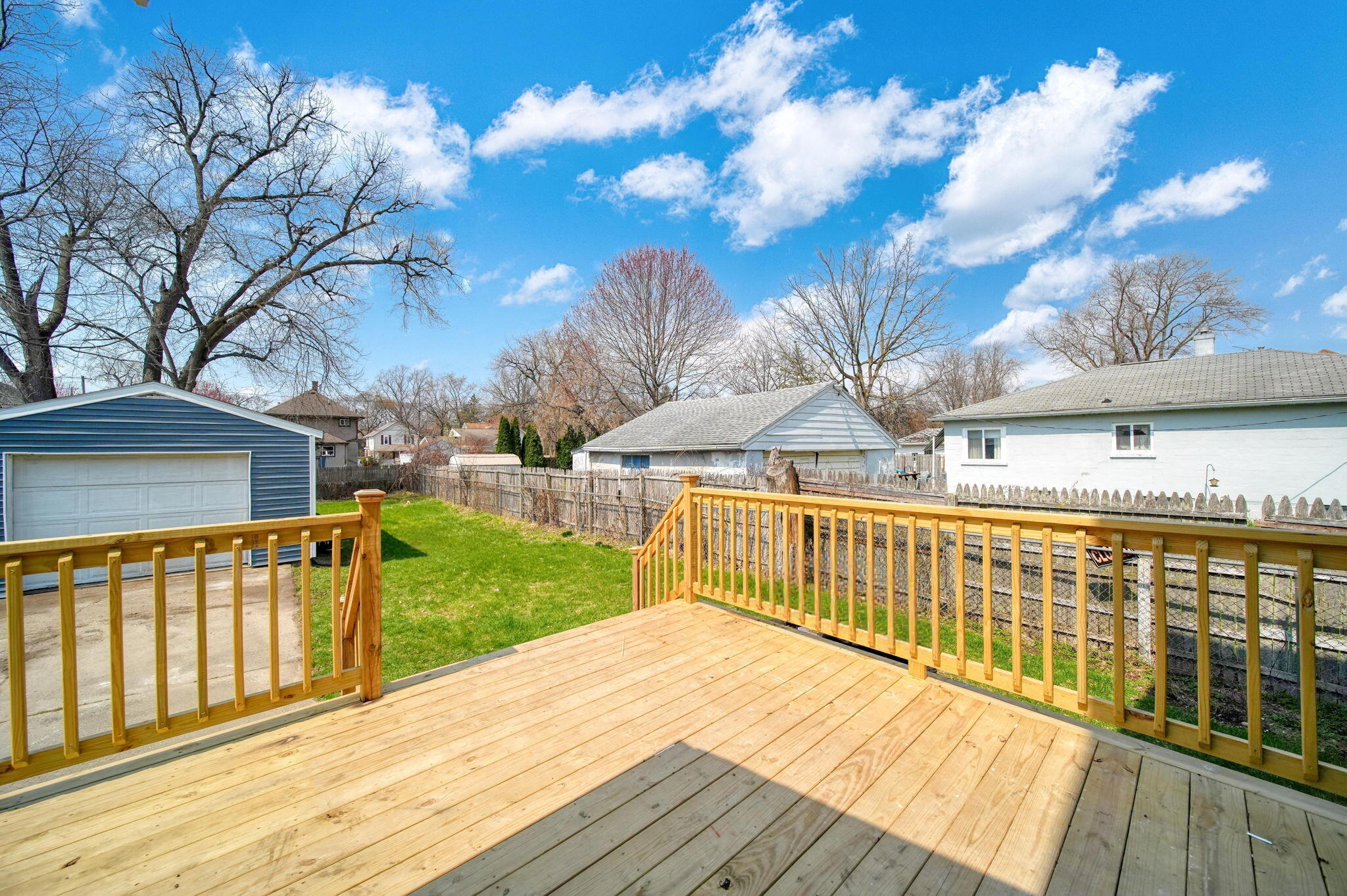316 Carr Street Jackson, MI 49201 - Photo 29 of 33 deck a