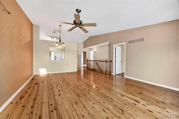 $275,000 | 1101 Silo Bend Drive, Unit 349B, Wentzville, MO 63385