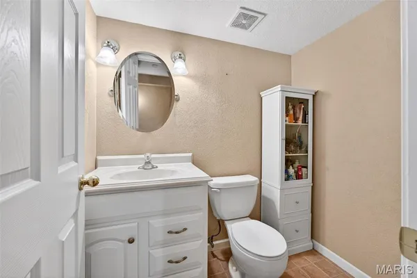 $275,000 | 1101 Silo Bend Drive, Unit 349B, Wentzville, MO 63385