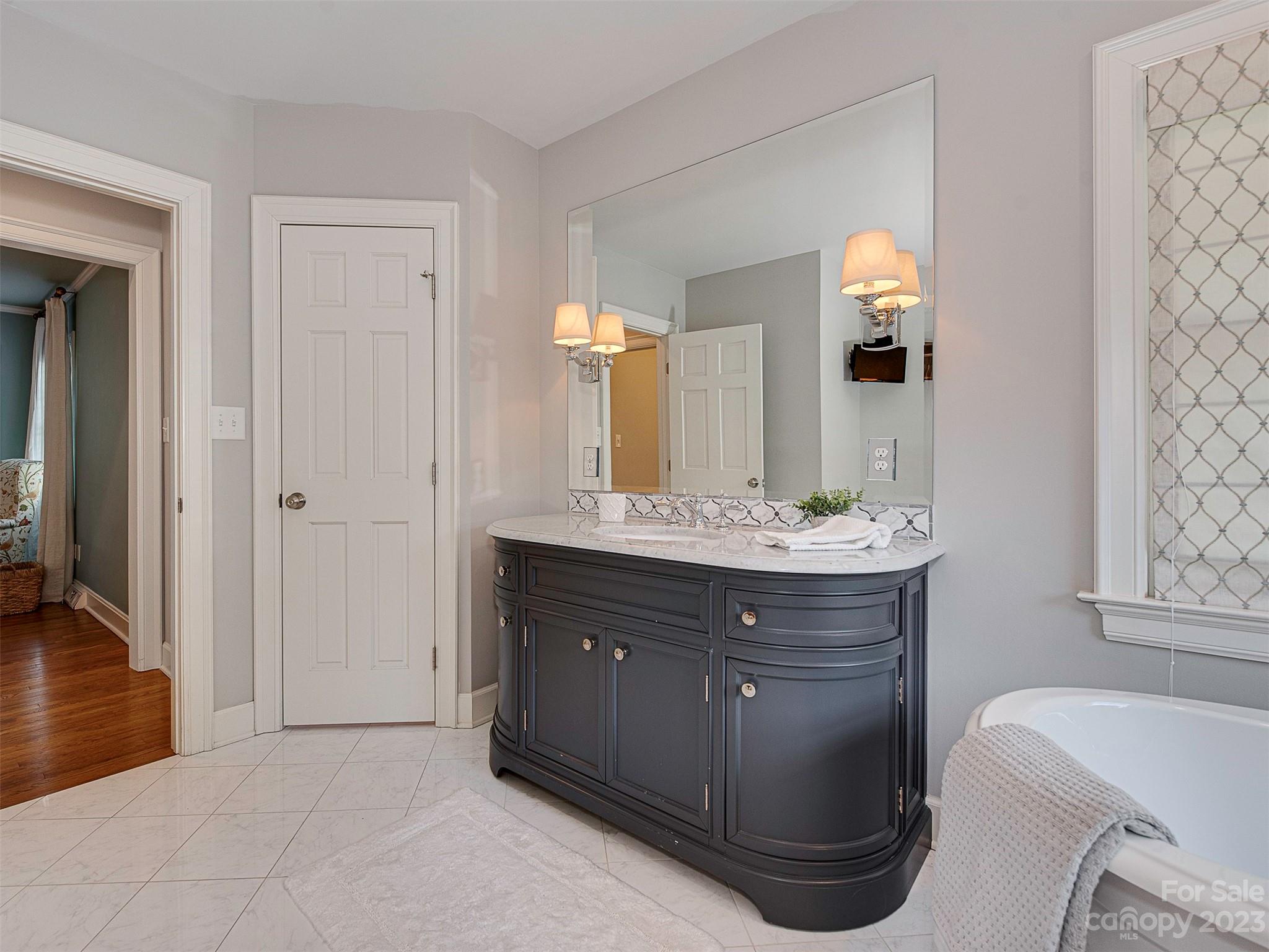 431 Scofield Road Charlotte, NC 28209 - Photo 30 of 46 Gallery Image 30