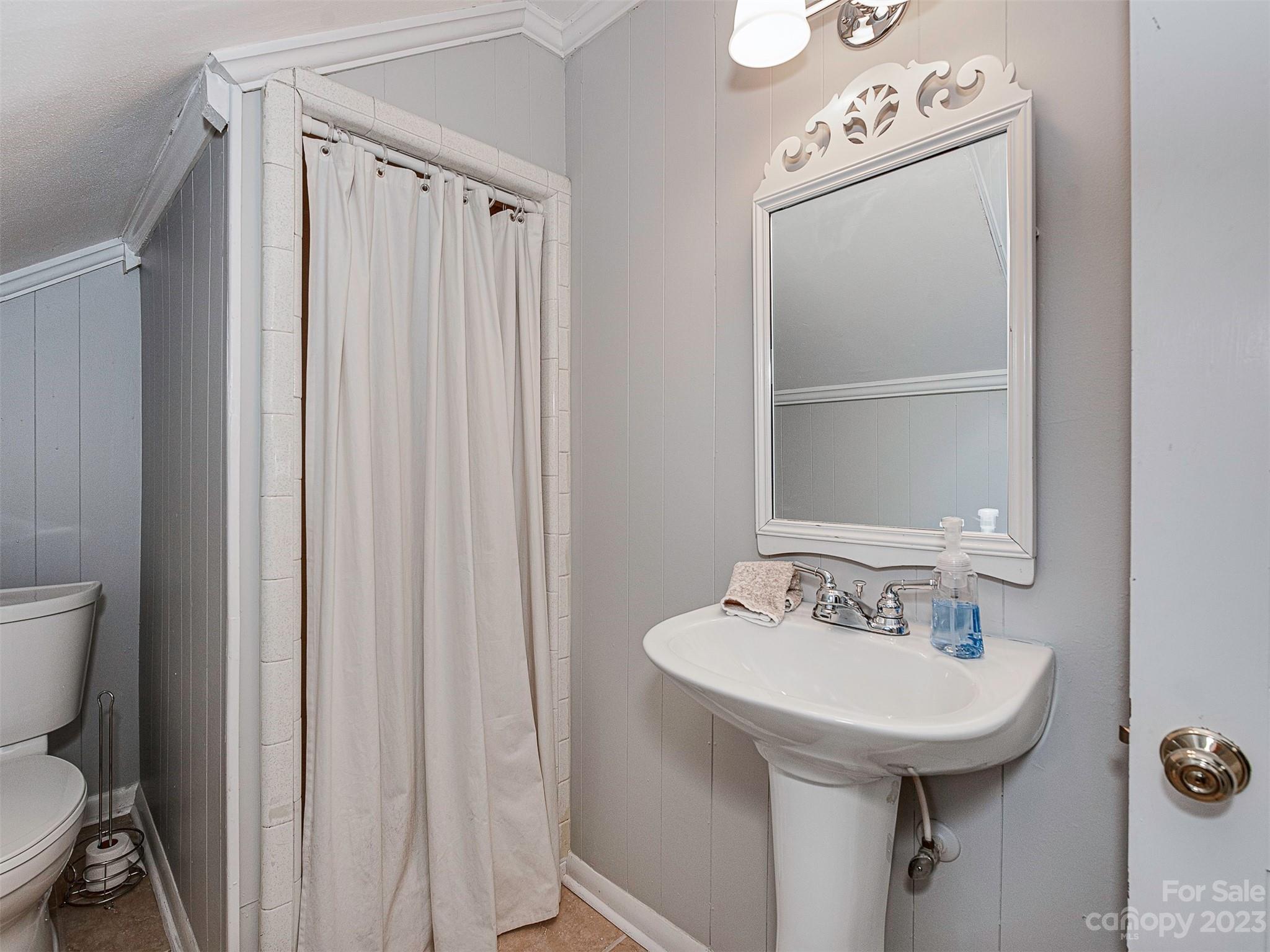 431 Scofield Road Charlotte, NC 28209 - Photo 37 of 46 Gallery Image 37