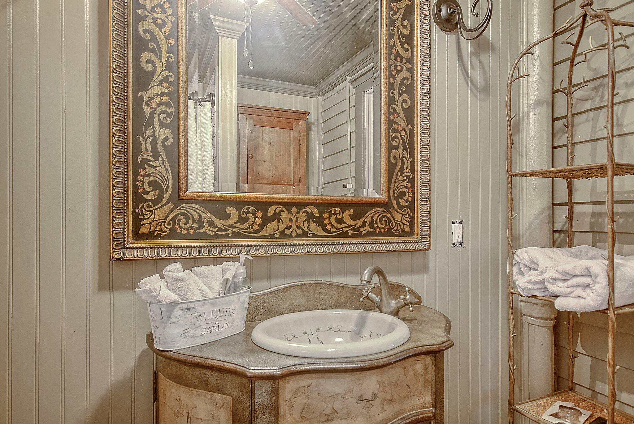 449 Gum Street Holly Hill, SC 29059 - Photo 15 of 44 23-web-or-mls-CREM_449 Gum_023