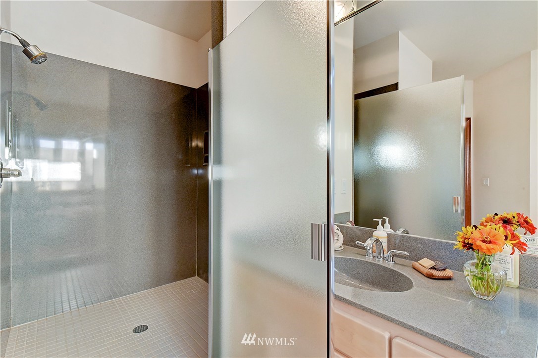 1405 Roxlin Drive Freeland, WA 98249 - Photo 17 of 39 Gallery Image 17