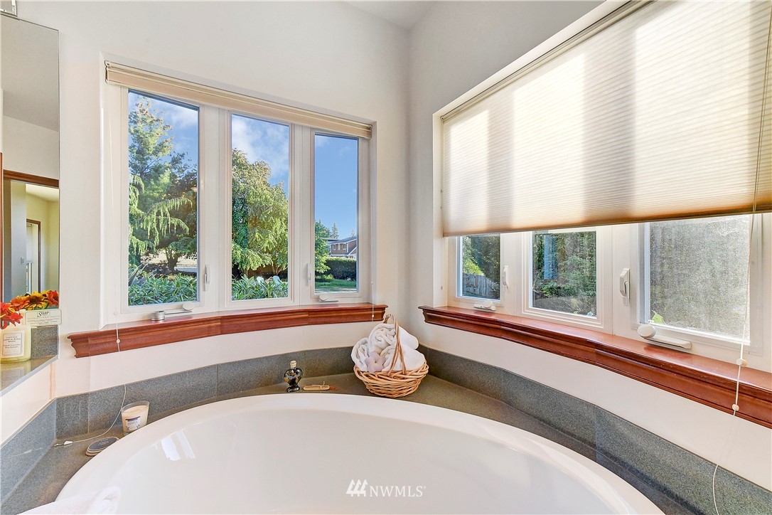 1405 Roxlin Drive Freeland, WA 98249 - Photo 18 of 39 Gallery Image 18