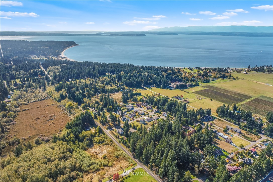 1405 Roxlin Drive Freeland, WA 98249 - Photo 24 of 39 Gallery Image 24