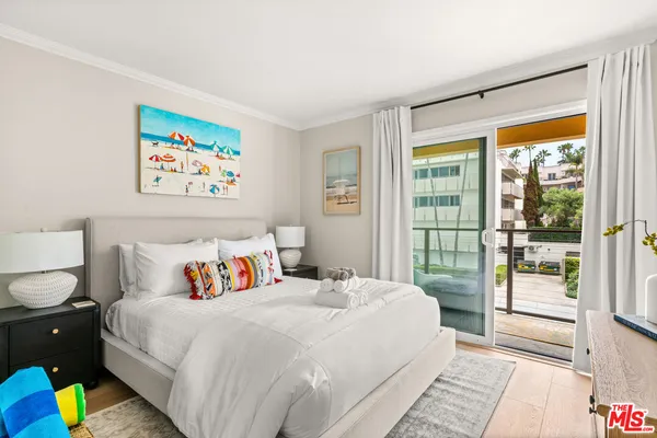 $10,000 | 457 Coast Boulevard, Unit 403, La Jolla, CA 92037