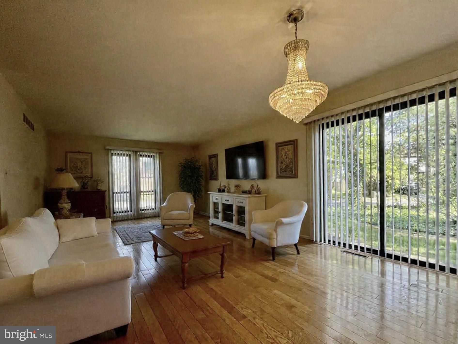 4 Robertson Road East Windsor, NJ 08520 - Photo 3 of 29 Living room furnished