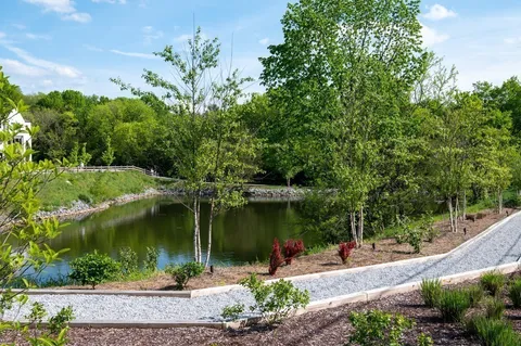 $439,900 | 352 East Village Lane, Nashville, TN 37216