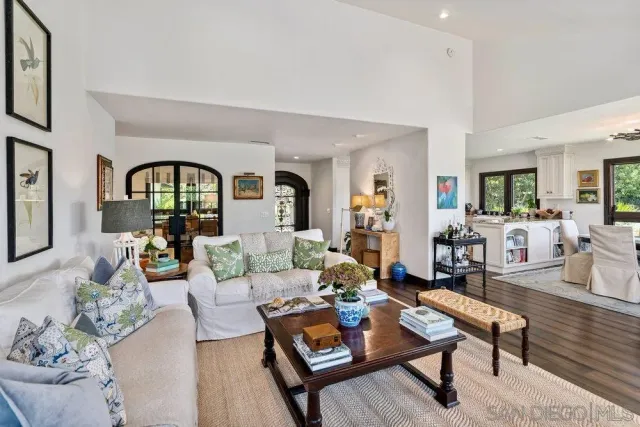 $3,050,000 | 350 Punta Baja Drive, Solana Beach, CA 92075