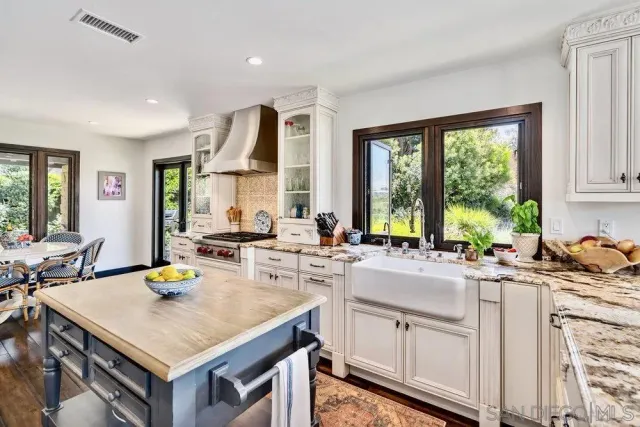 $3,050,000 | 350 Punta Baja Drive, Solana Beach, CA 92075