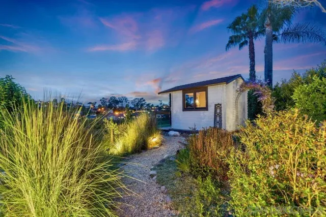 $3,050,000 | 350 Punta Baja Drive, Solana Beach, CA 92075