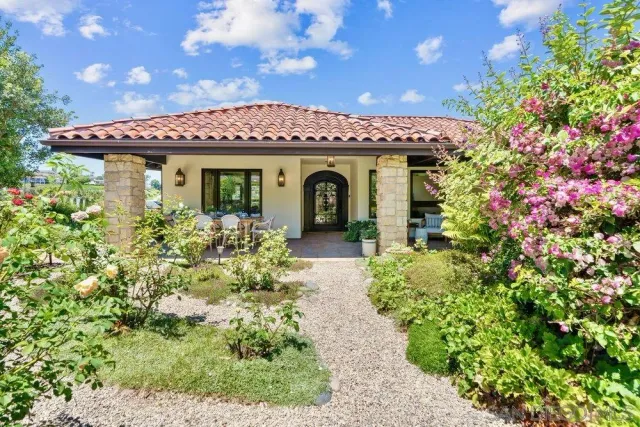 $3,050,000 | 350 Punta Baja Drive, Solana Beach, CA 92075